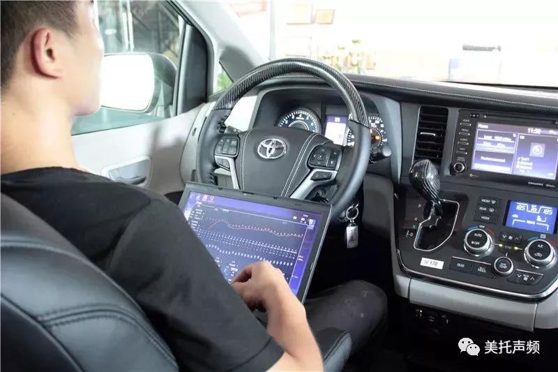能唱不行，還要會唱-車改坊武漢店為豐田塞納汽車音響升級德國ETON