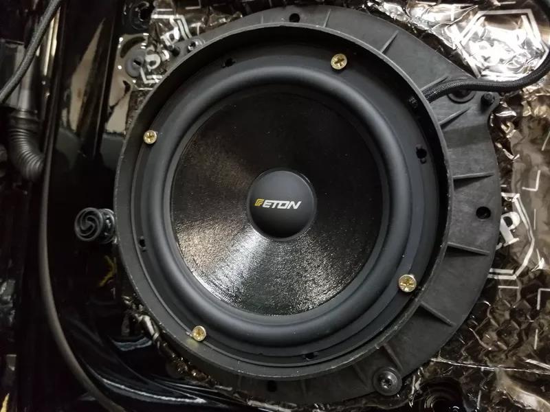 上海音豪奧迪A6汽車音響改裝德國伊頓三分頻，好聽樂享不停！
