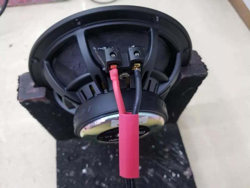 上海音豪奧迪A6汽車音響改裝德國伊頓三分頻，好聽樂享不停！