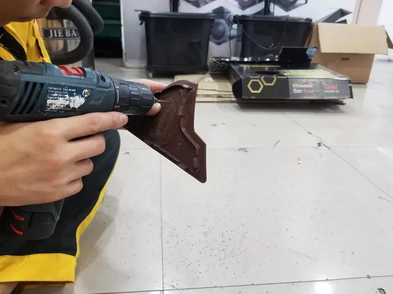 上海音豪奧迪A6汽車音響改裝德國伊頓三分頻，好聽樂享不停！