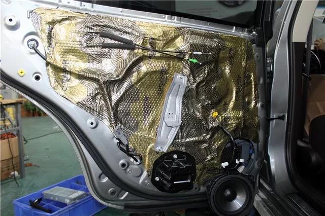 讓快樂作伴-車改坊武漢店雷克薩斯ES200改裝德國ETON伊頓POW172.2