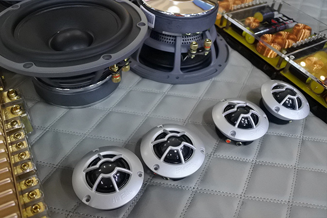 什么才是真愛?這才是真愛 車改坊汽車影音連鎖