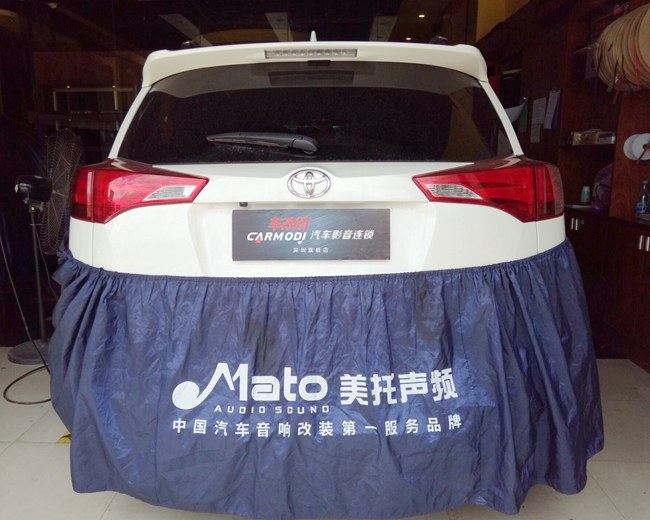 風的季節 車改坊汽車影音連鎖豐田RAV4改裝美國霸