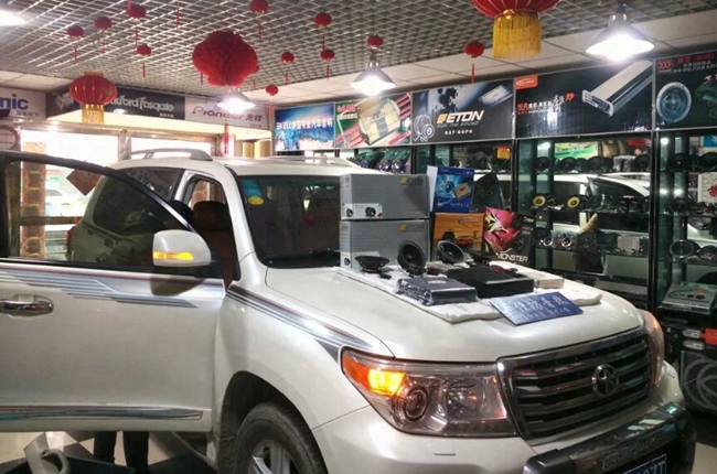 你動我也動 新疆車佳坊豐田蘭德酷路澤改裝ETO