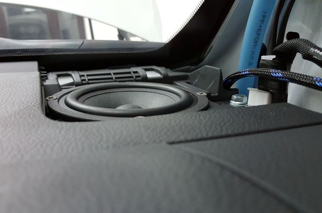 非一般的音 “車改坊”汽車影音連鎖 雷克薩斯