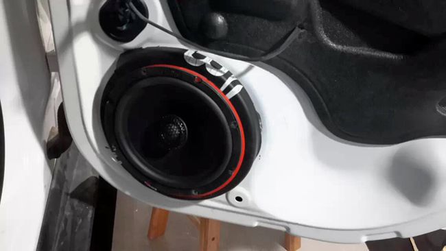 音效快速提升 新疆車佳坊福特福克斯改裝美國霸