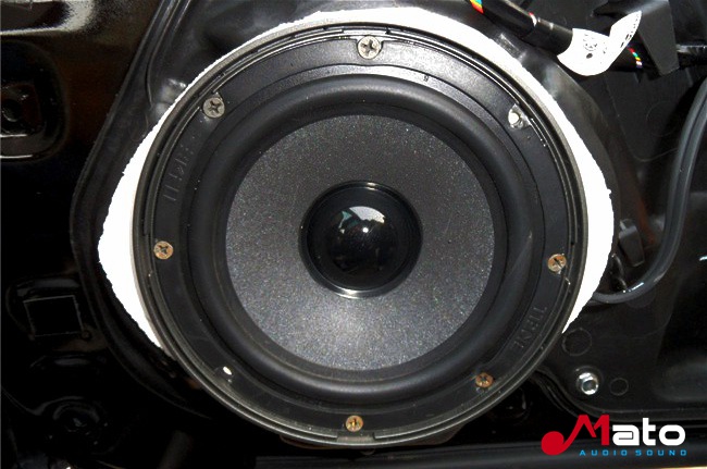 駕馭新聲活——婁底車聲緣馬自達6簡改霸克音響