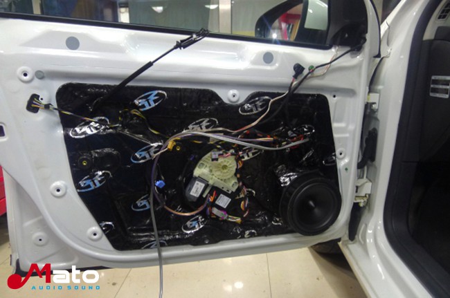 聲場出色之作 千度影音大眾高爾夫6改裝美國霸克