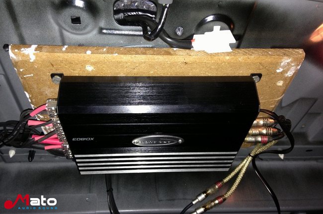 馬自達睿翼音響改裝美國ARC和德國ETON音響