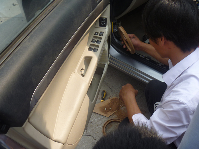 第二十七、八天車全貌改裝及冼版主之車輛簡改