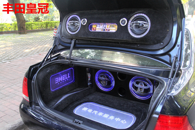 車主改得較多的汽車音響——性價比較高的美國