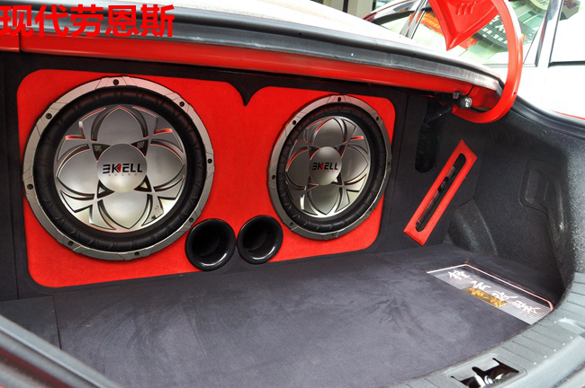 車主改得較多的汽車音響——性價比較高的美國